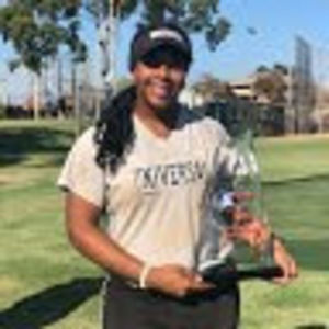 Meet your Posher, Leah